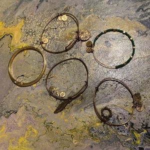 lot of 5 bracelets Kate Spade & Alex and Ani